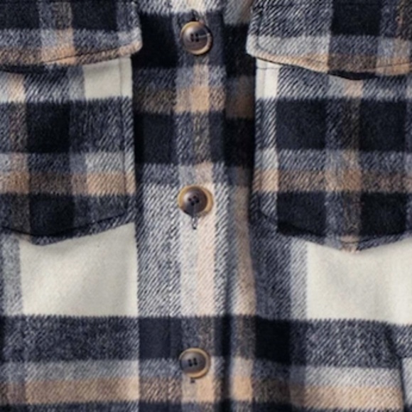 NEW! Urban Daizy Plaid Button-Down Jacket w/ Side Pockets Size’s S,M & L - Picture 9 of 9